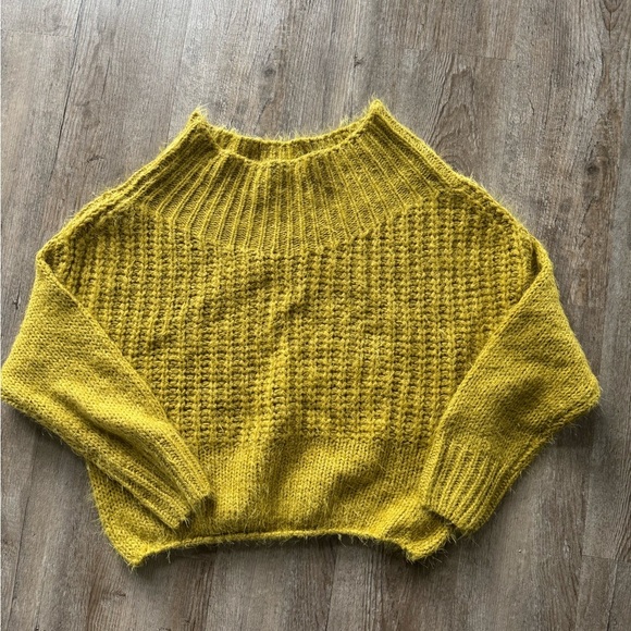 HYFVE Yellow Knit Sweater - Picture 1 of 5
